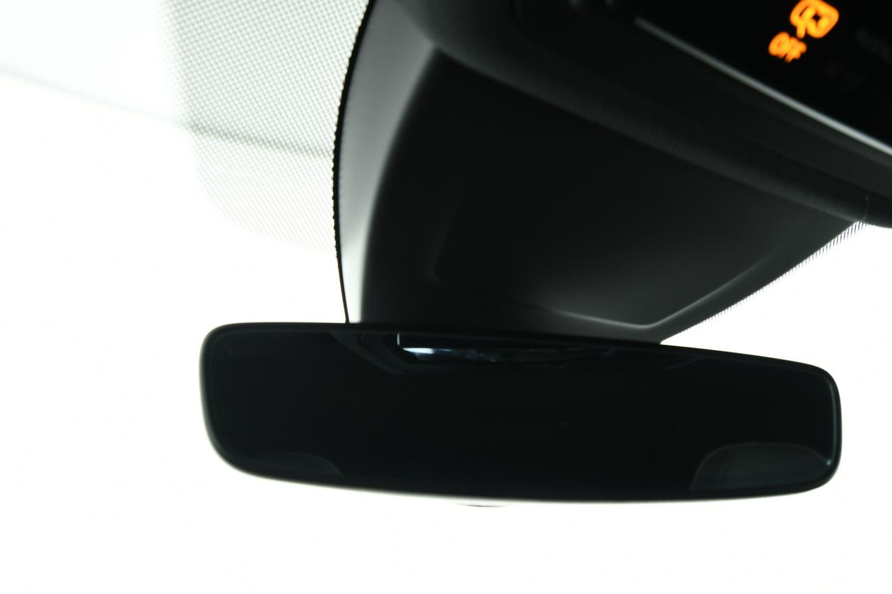 VOLKSWAGEN Golf 1.5 etsi evo R-Line 130cv dsg NEOPATENTATI+ACC+APPLE CARPLAY