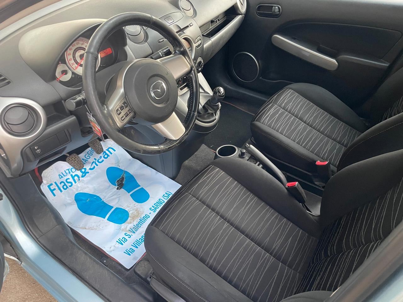 Mazda 2 1.3 5p. Fun FULL NEOPATENTATI TAGLIANDATA
