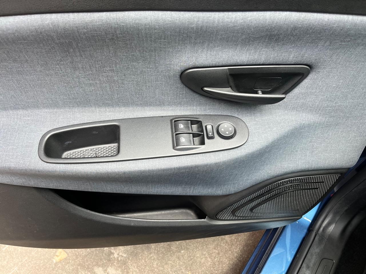 LANCIA YPSILON 1.0 HYBRID 69CV GOLD - NESSUN VINCOLO FINANZIARIO