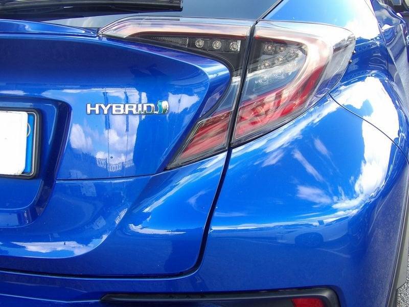 Toyota C-HR 1.8 Hybrid E-CVT Style