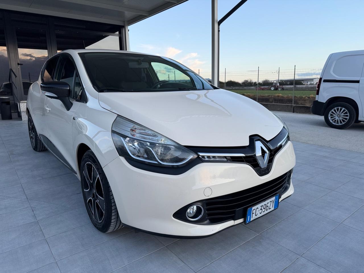 Renault Clio dCi 8V 75 CV Start&Stop 5 porte Energy Duel