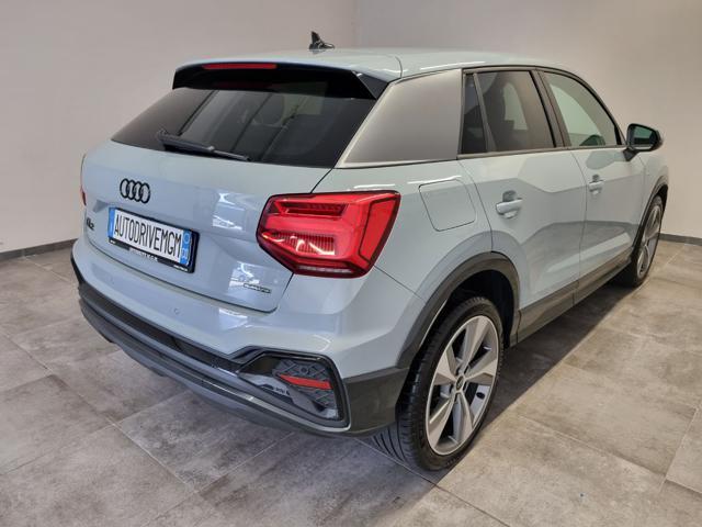 AUDI Q2 40 TFSI quattro S tronic SLINE Identity Black
