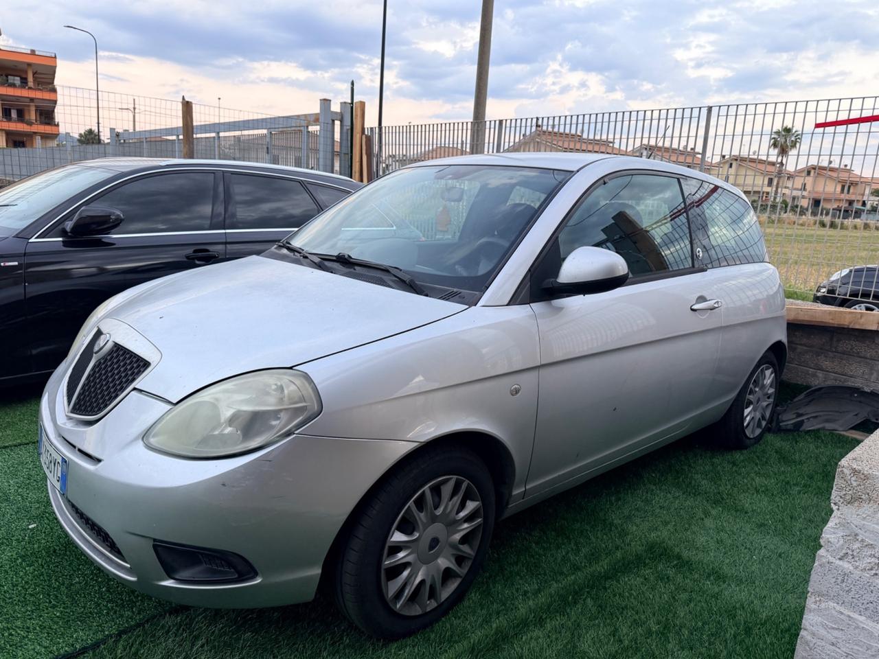Lancia Ypsilon 1.4 Argento Ecochic GPL