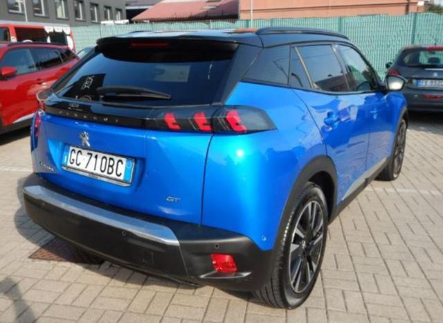 PEUGEOT 2008 motore elettrico 136 CV GT TETTO APRIBILE