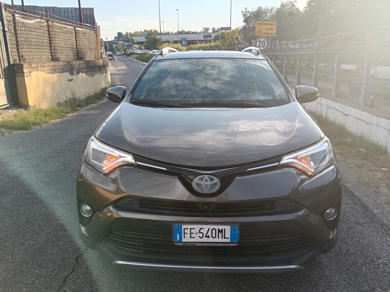 Toyota RAV4 2.5 Hybrid AWD E-Four (197 CV) + GPL Landi + Gancio Brink - 2016