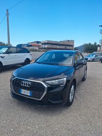 Audi Q3 2.0 TDI 150 CV Business