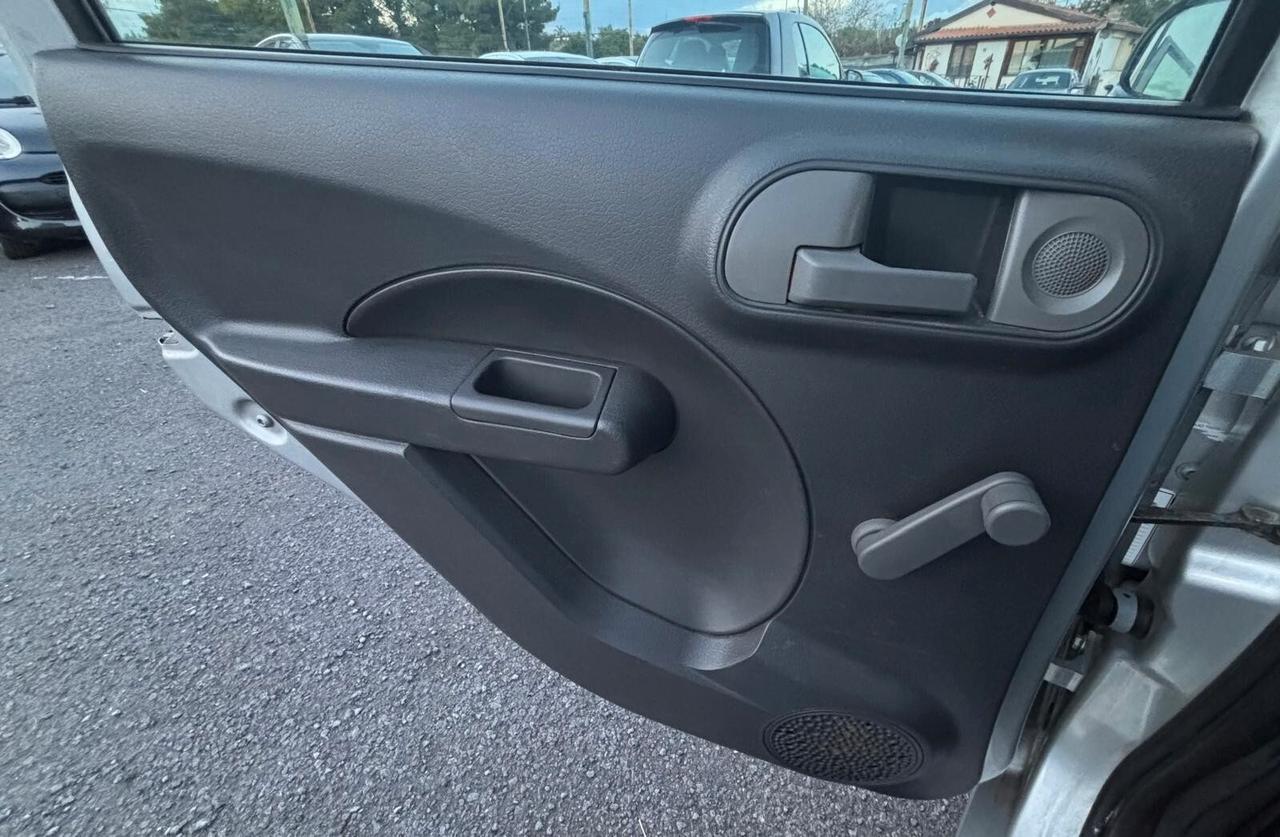 Fiat Panda 1.2 Dynamic Dualogic