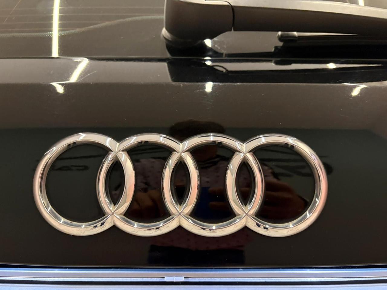 Audi A1 Sportback 30 1.0 TFSI 116cv IDENTITY BLACK