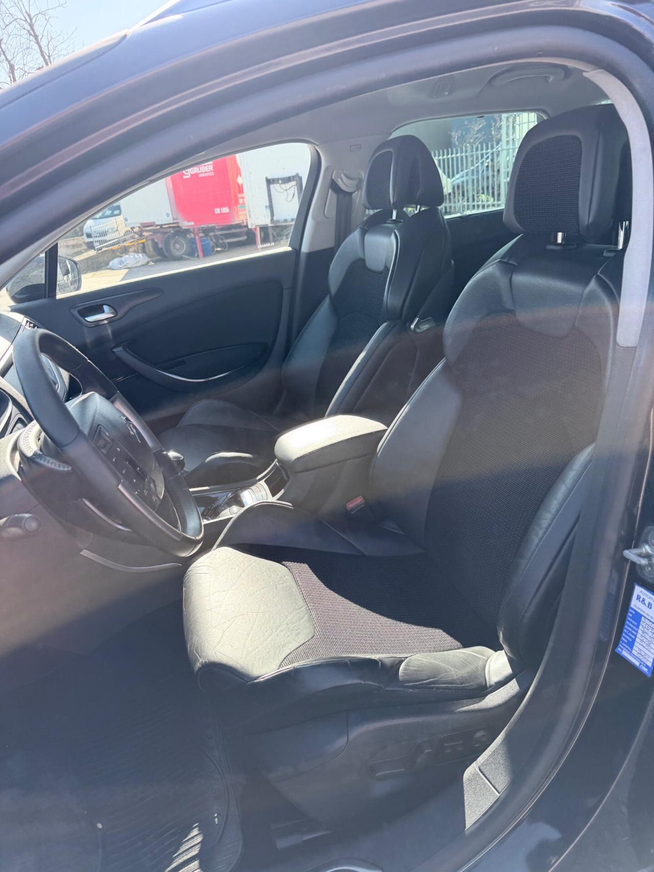 Citroen C5 2.0 HDi 160 Exclusive Tourer 2012