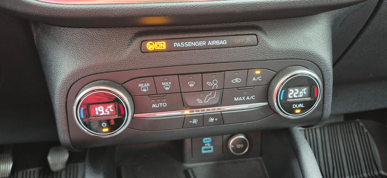 Ford Kuga 1.5EcoBlue 120CV 2WD Tit.-Garanzia 2anni