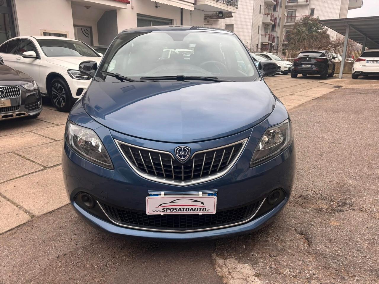 Lancia Ypsilon 1.0 FireFly 5 porte S&S Hybrid Silver Plus