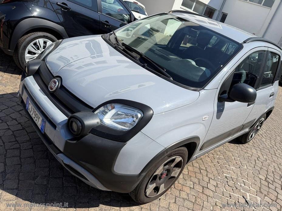 FIAT Panda 1.0 FireFly S&S Hybrid City Cross CITY CROSS