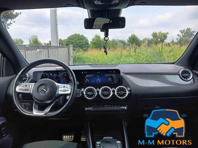 MERCEDES-BENZ GLA 180 d Automatic Premium AMG!