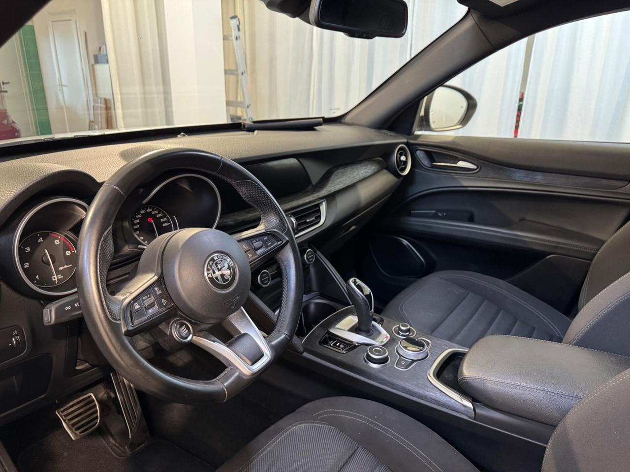 Alfa Romeo Stelvio 2.2 Turbodiesel 190 CV AT8 Q4 Sprint