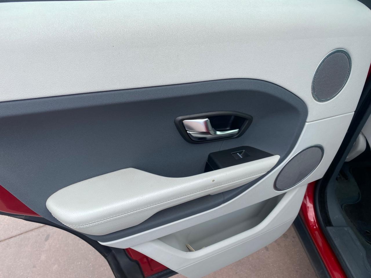 Land Rover Range Evoque 2.2 TD4 5p. Prestige