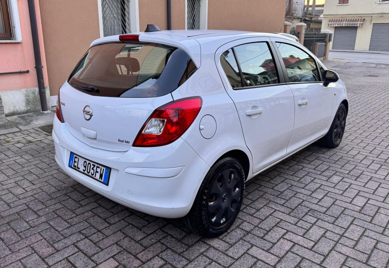 Opel Corsa 1.2 Benzina - GPL scadenza 2032 Ok Neopatentati