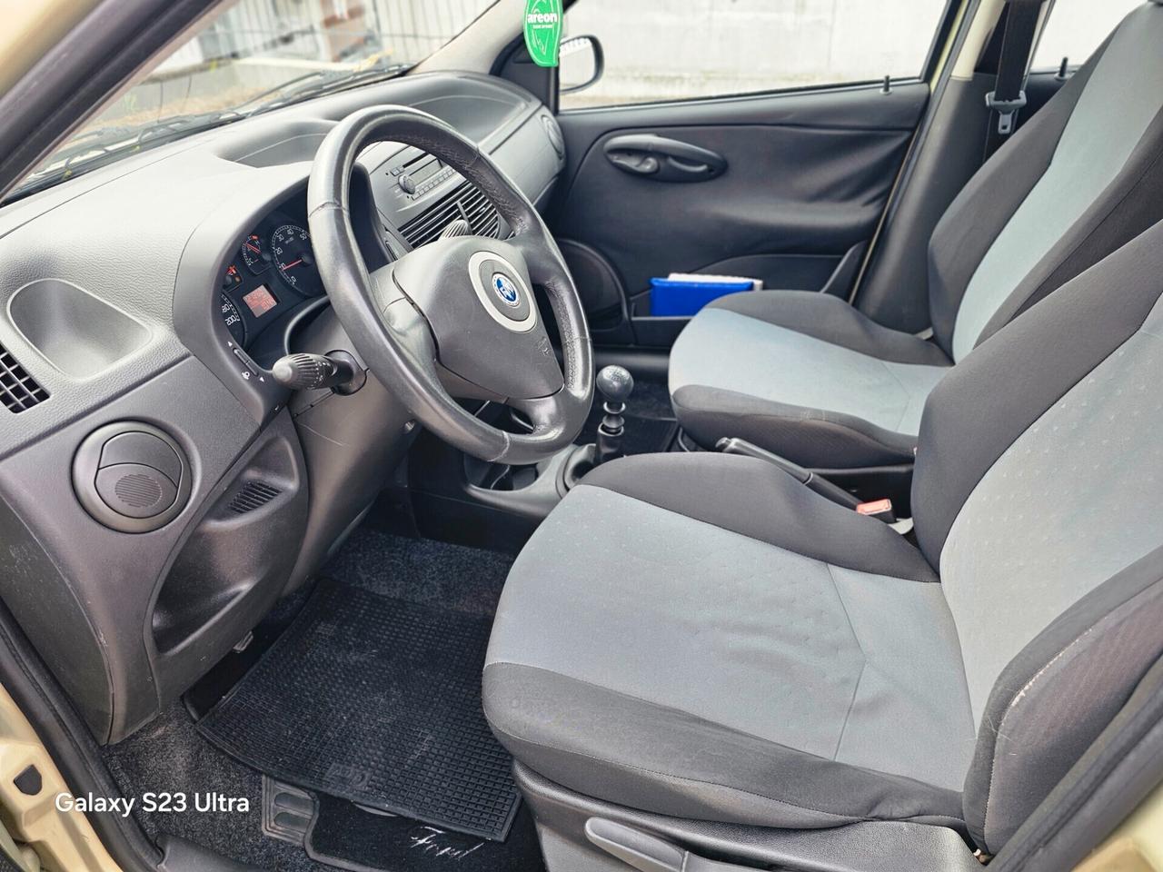 Fiat Punto 1.2 BENZINA UNICO PROPRIETARIO OK PER NEOPATENTATI