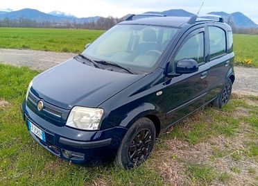 Fiat Panda 1.2 Emotion 60Cv 2010 118.500km .