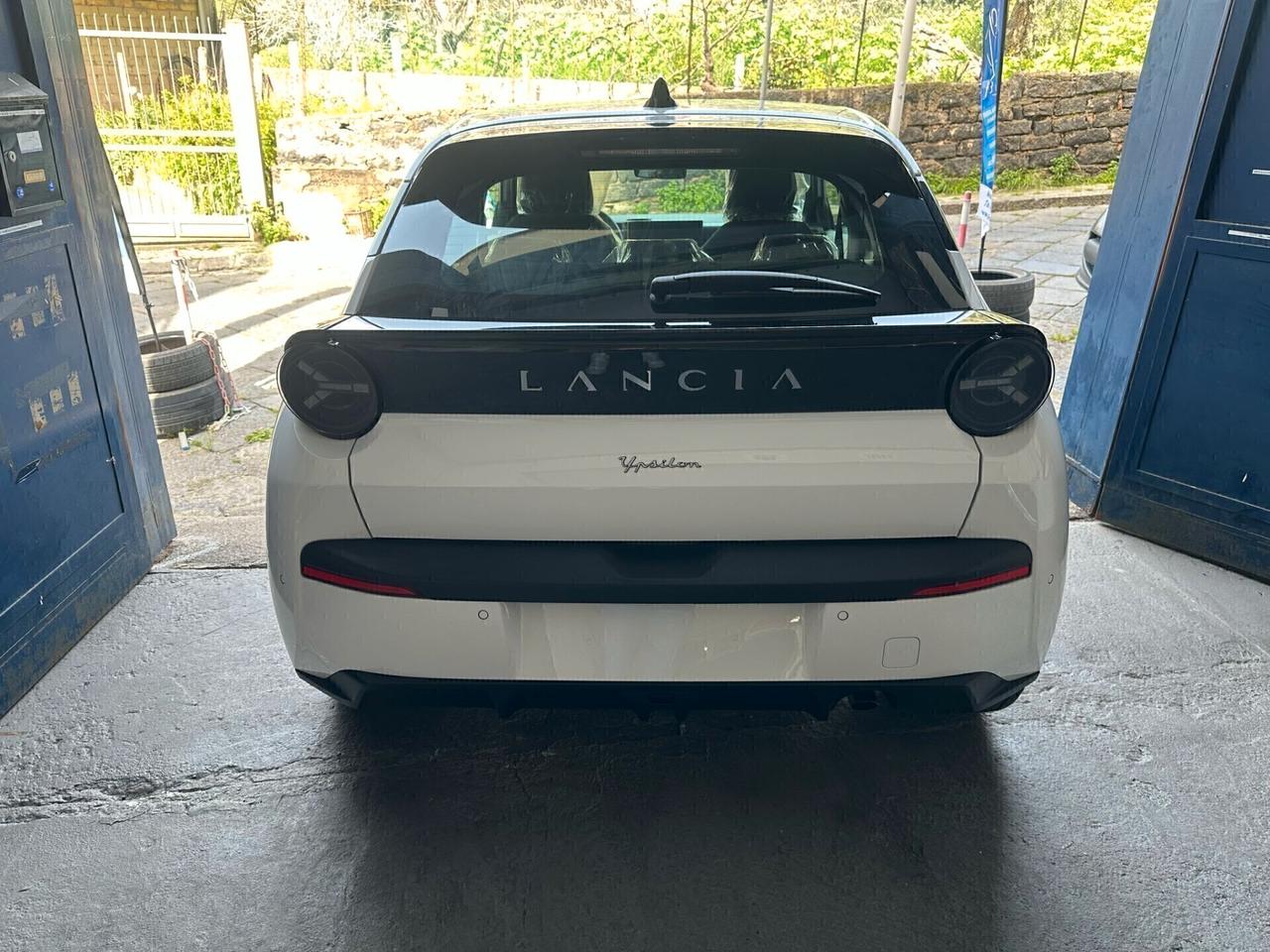 LANCIA NUOVA YPSILON IBRIDA Ypsilon 1.2 100cv Ibrida my 26