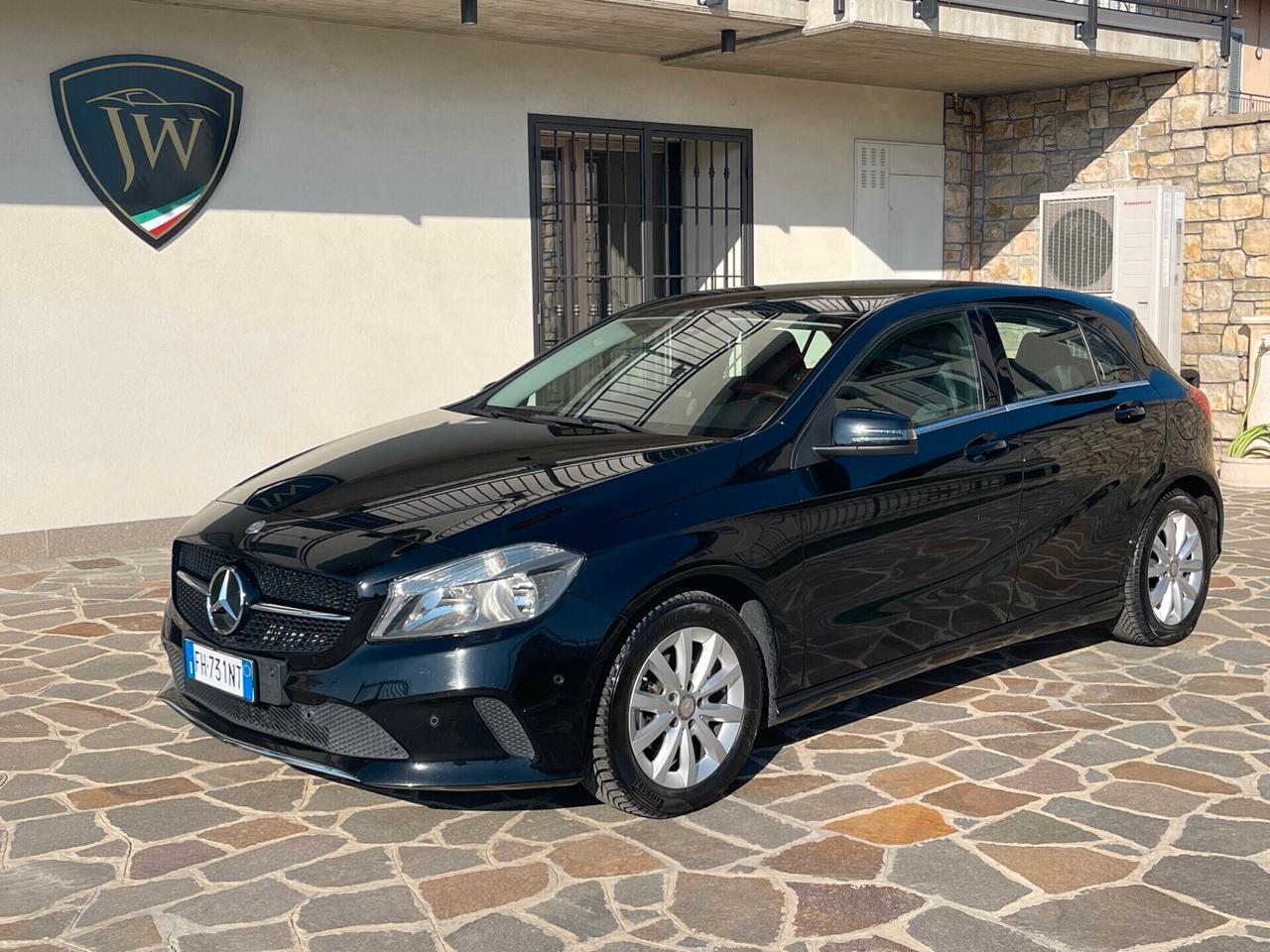 Mercedes-benz A 180d Automatic Style
