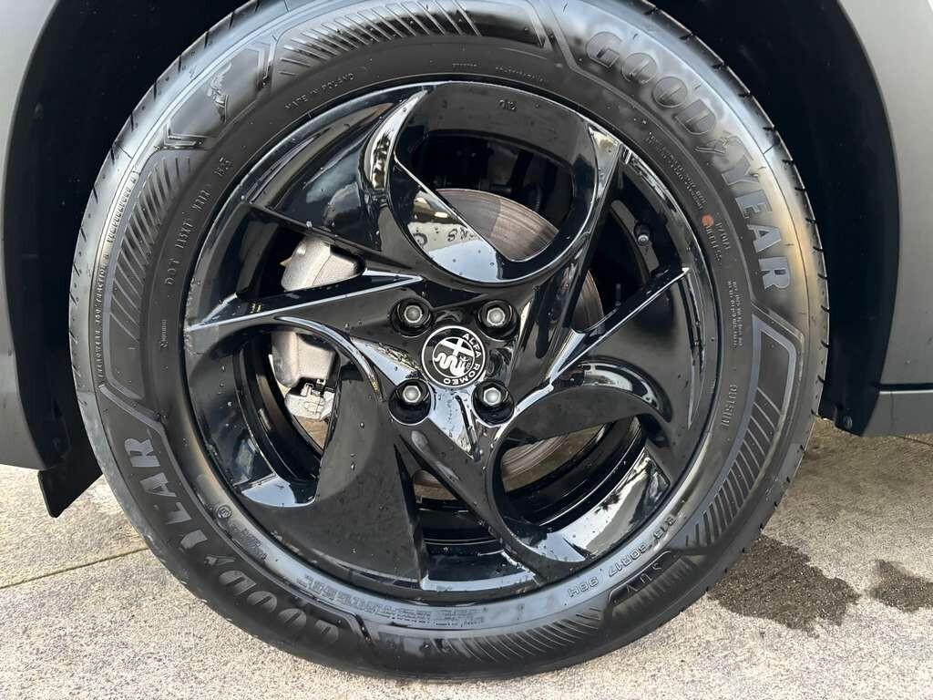 Alfa Romeo Junior 1.2 136 CV Hybrid 2026 KM 0 IVA ESPOSTA Tua a solo 269 Euro al mese