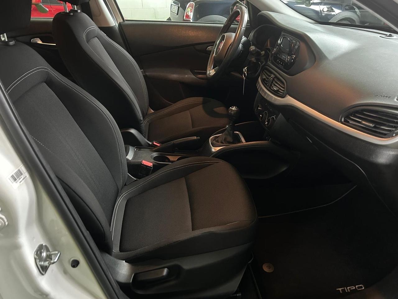 Fiat Tipo 1.4 5 porte Easy 95cv