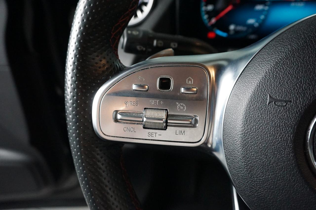 Mercedes-benz GLA 180 d Automatic Premium