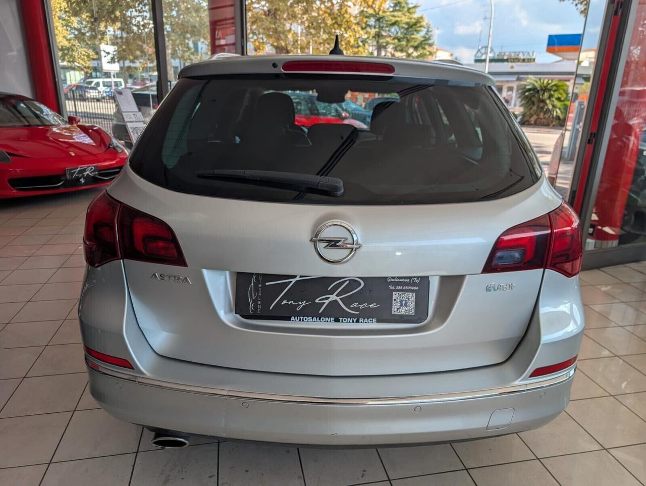 Opel Astra 1.4 Turbo 140CV Sports Tourer GPL Tech Cosmo