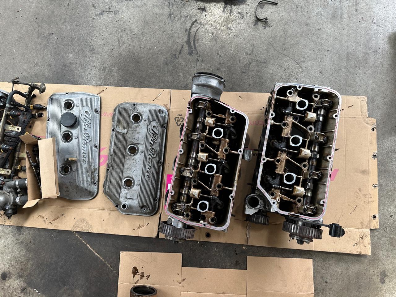 Alfa Romeo 164 2.0i V6 turbo motore nuovo