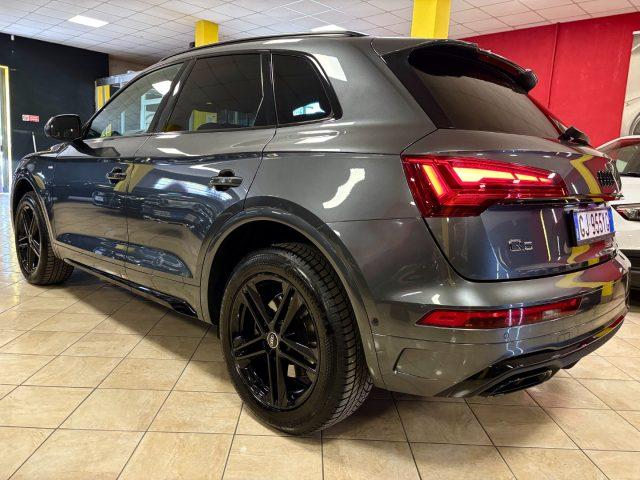 AUDI Q5 40 TDI 204 CV quattro S line - NIGHT PACK - UNIPRO