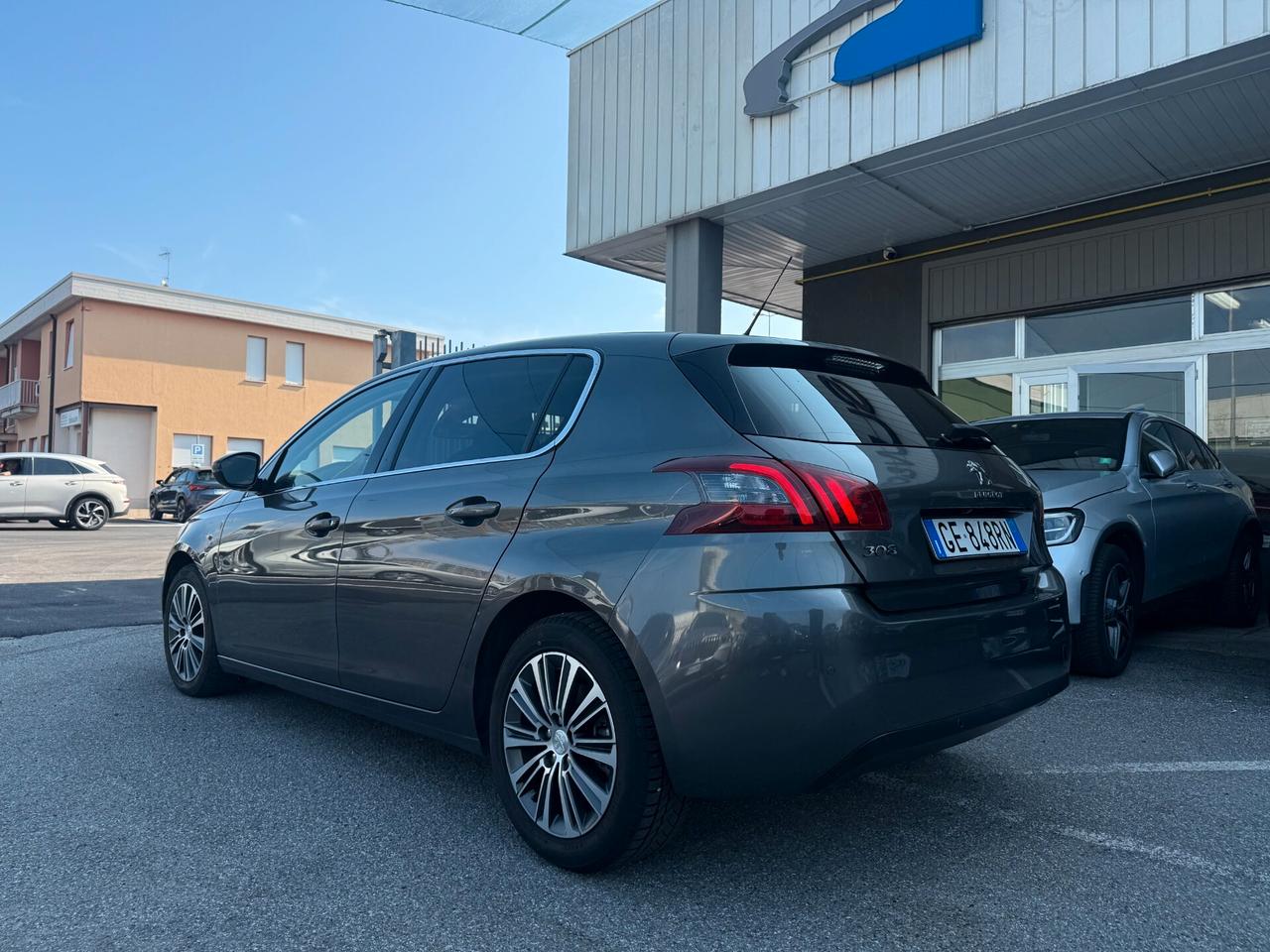 Peugeot 308 5p 1.2 Allure Pack s