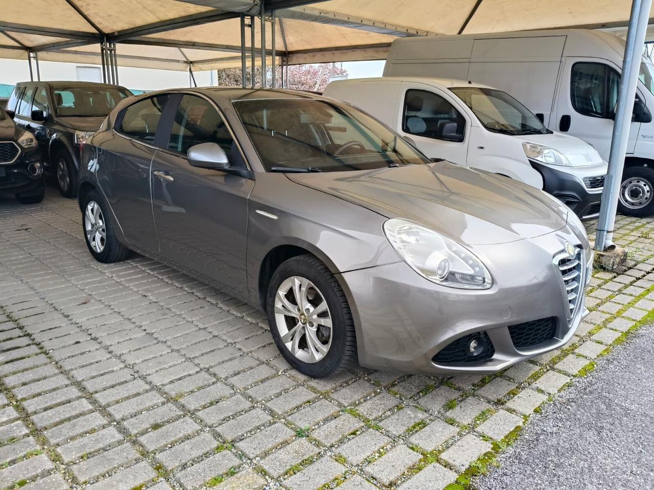 Alfa Romeo Giulietta 1.6 JTDm-2 105 CV Exclusive