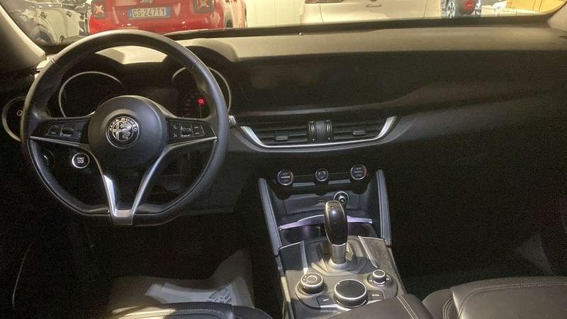 Alfa Romeo Stelvio Stelvio 2.2 Turbodiesel 210 CV AT8 Q4 Executive