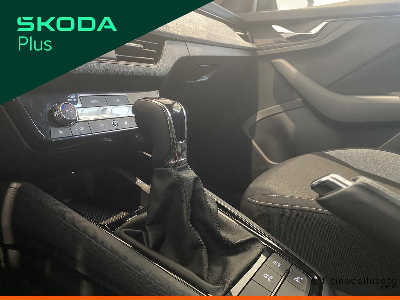 Skoda Kamiq 1.0 tsi 115cv black dots dsg