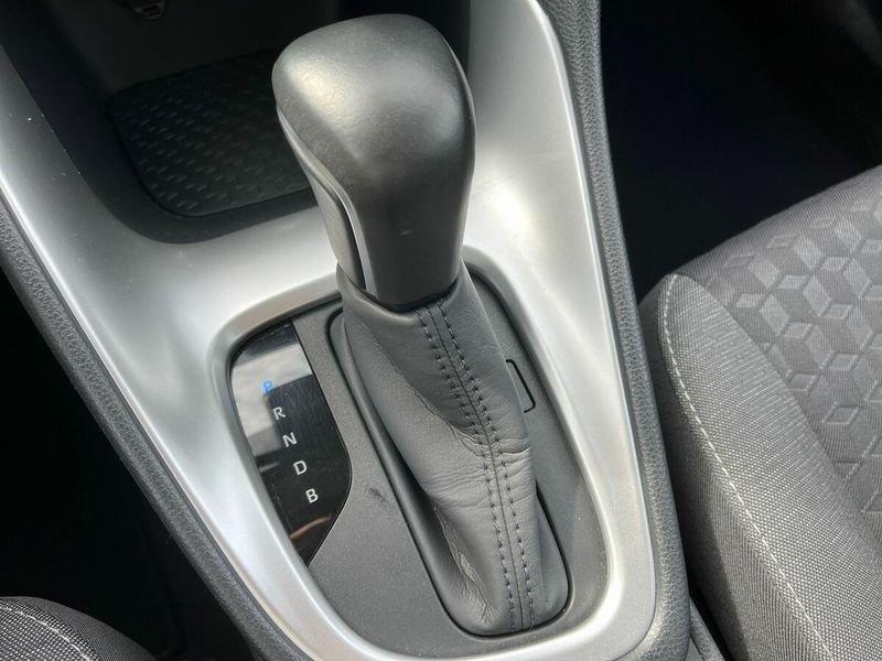 Toyota Yaris Hybrid Trend MY22