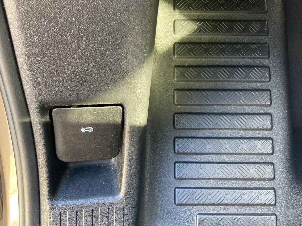 Land Rover Defender D 24 #6910