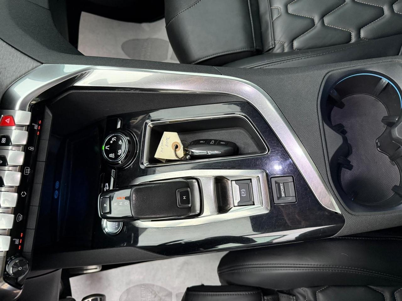 Peugeot 3008 BlueHDi 180 EAT8 GT*TETTO* IVA ESPOSTA