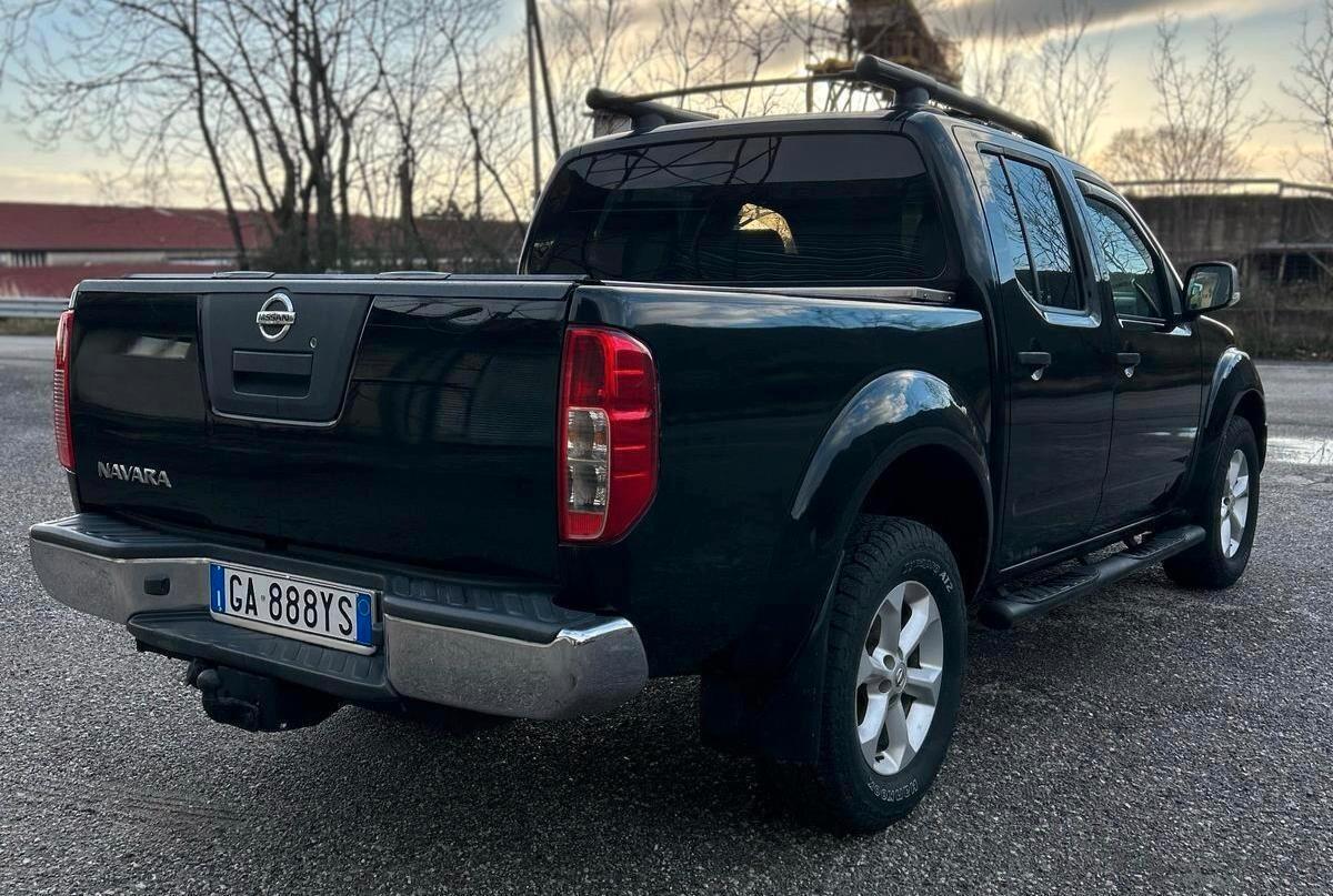 Nissan Navara 2.5 dCi 4 porte Double Cab Sport