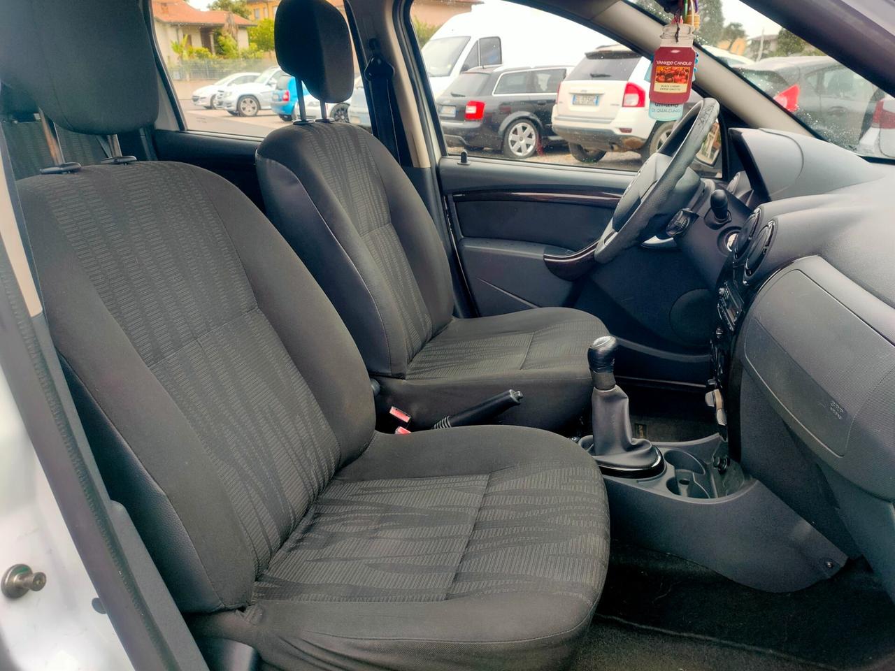 Dacia Duster 1.6 110CV 4x2 GPL Lauréate NEOPATENTATI
