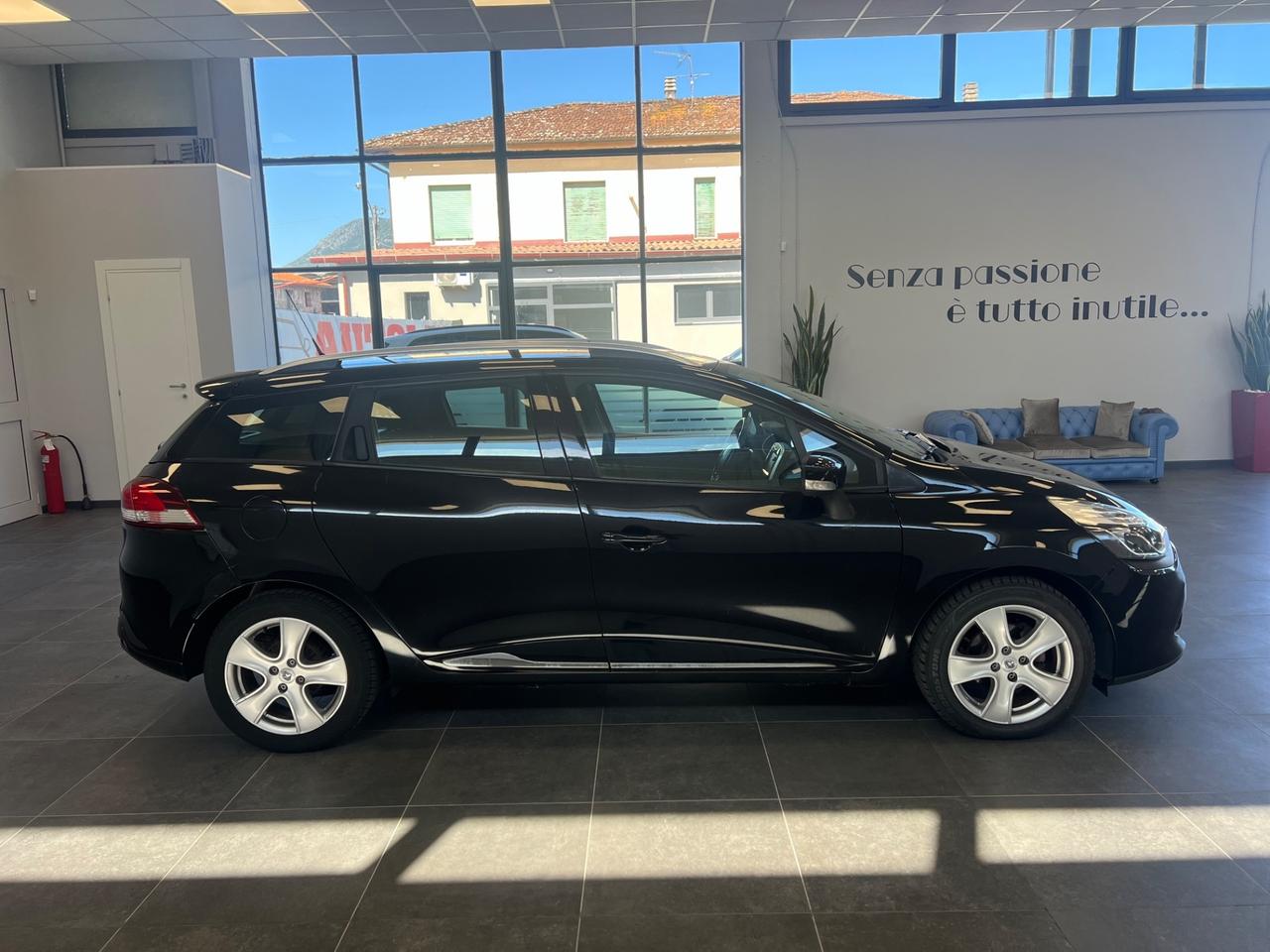 Renault Clio Sporter 1.5 dCi 8V 75CV Live