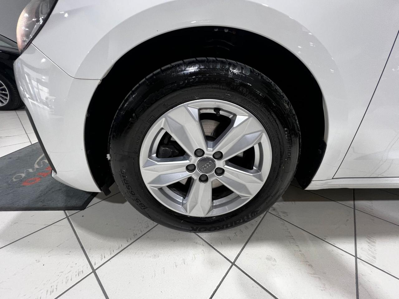 Audi A1 SPB 30 TFSI Identity Black