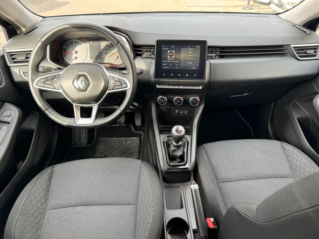 Renault Clio 2022 1.0 tce Intens 90cv*28000KM*