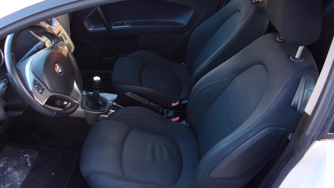 Alfa Romeo MiTo 1.4 T 120 CV GPL Distinctive