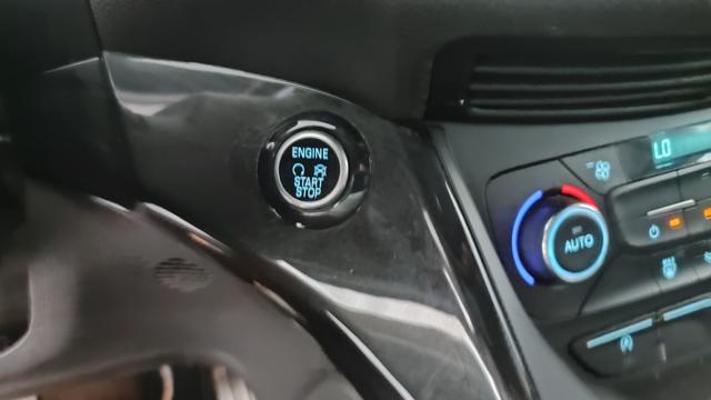 FORD Kuga 1.5 EcoBoost 150cv 2WD ST-Line Business UNICO PROP