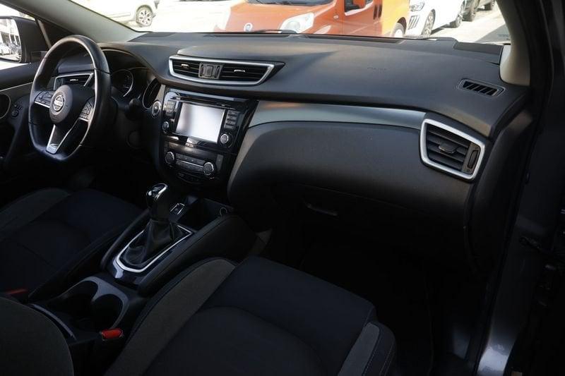 Nissan Qashqai Nissan Qashqai 1.6 dCi 130 2WD N-Connecta TETTO NAVI Unicoproprietario