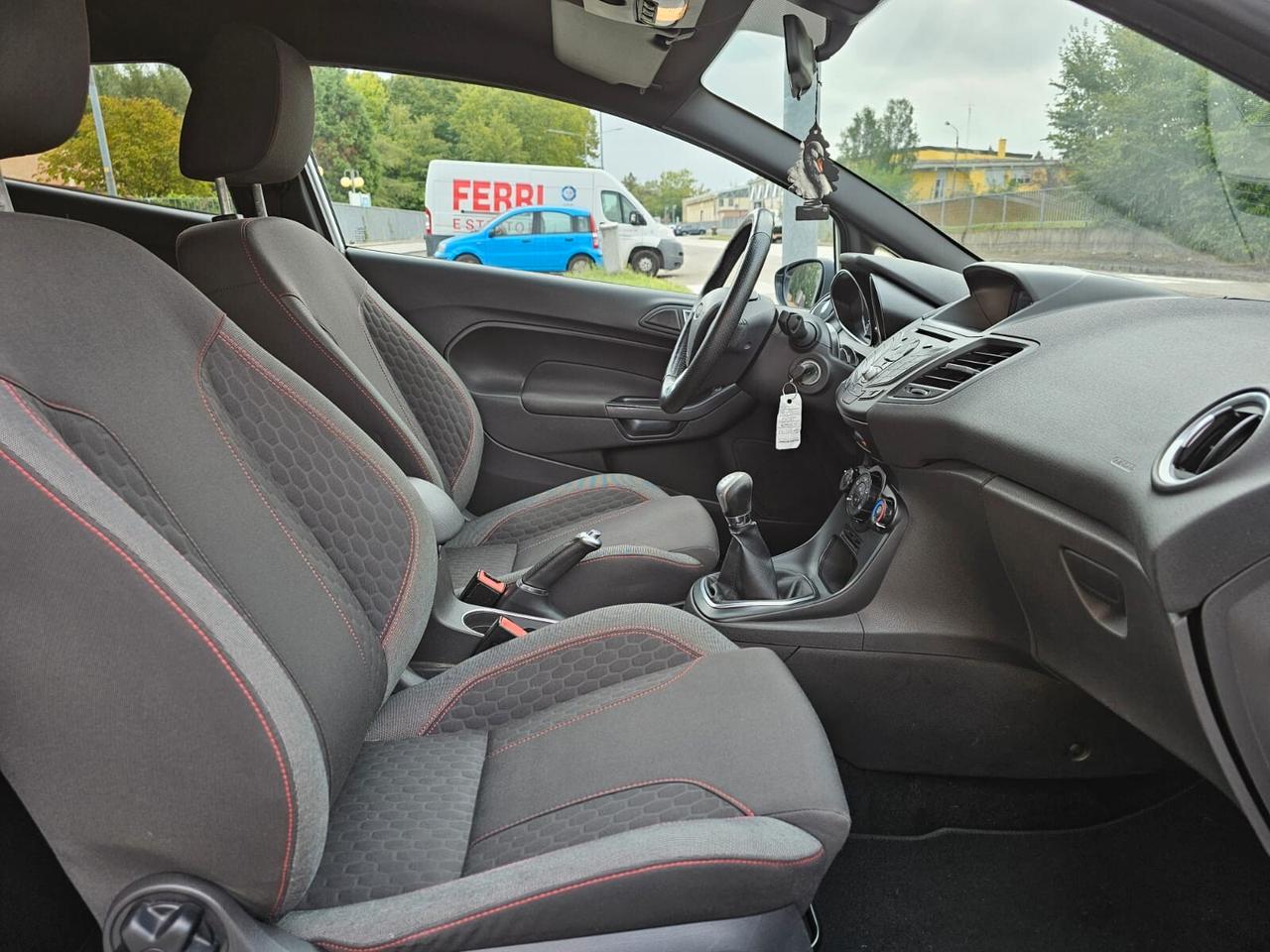 Ford Fiesta 1.5 TDCi 75cv ST-Line*Navi*Cerchi*Unipro*