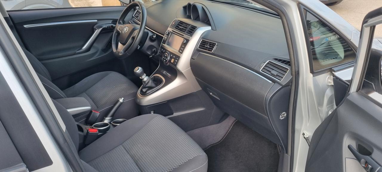 Toyota Verso 1.6 D-4D Style 7 posti