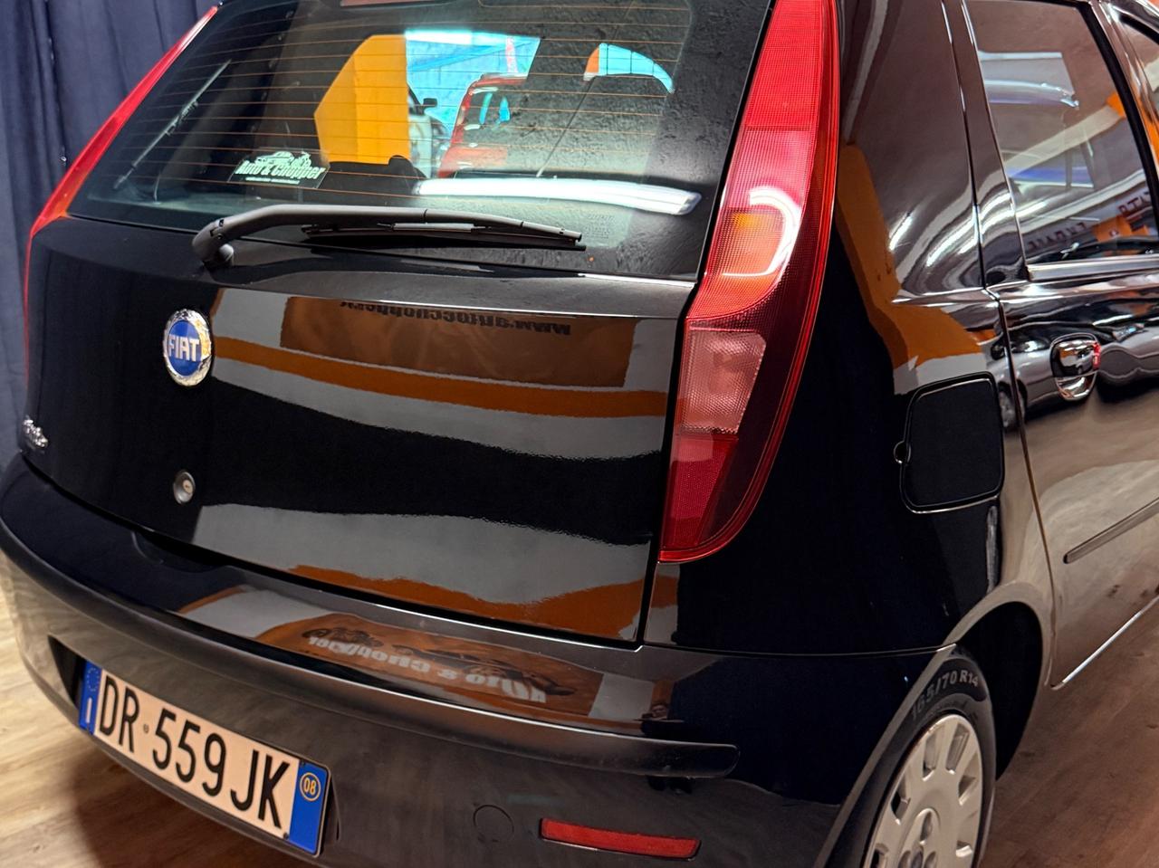 STUPENDA FIAT PUNTO CON SOLI 81.262 KM IN CONDIZIONI DA VETRINA