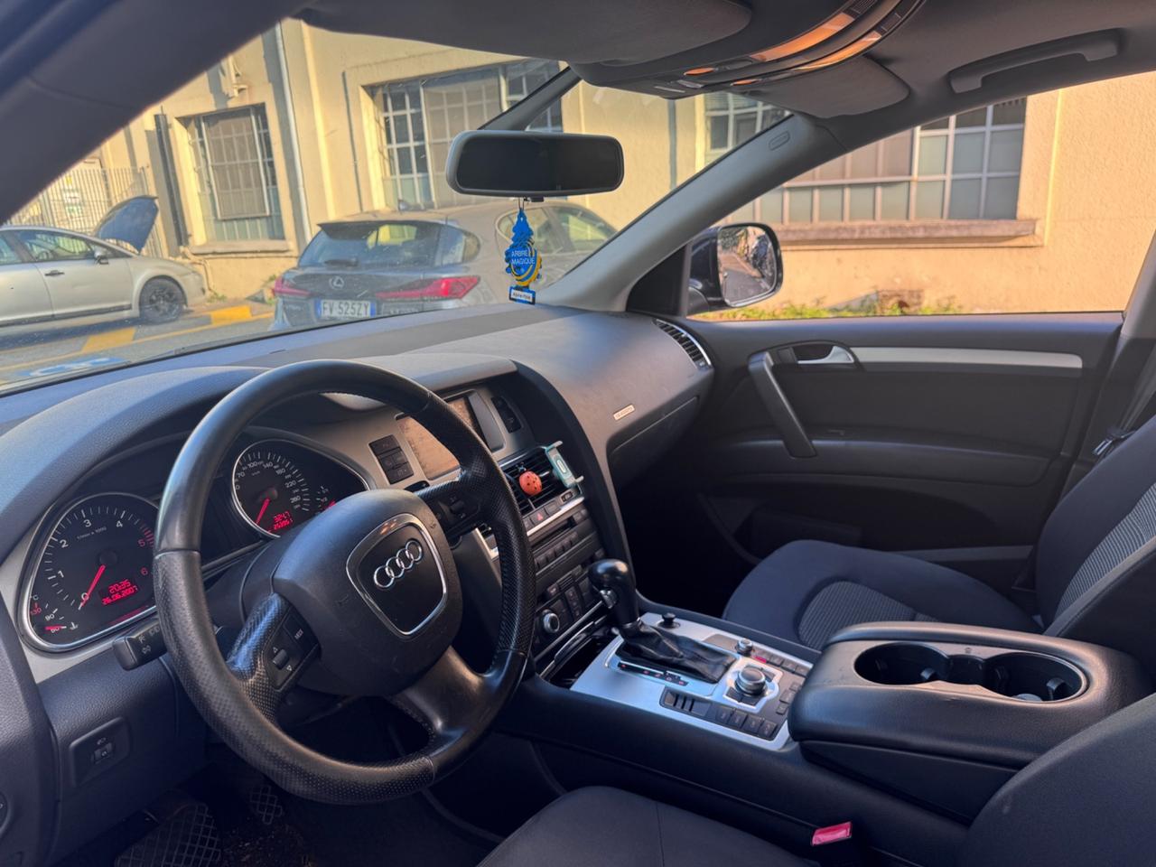 Audi Q7 3.0 V6 TDI 240 CV quattro tiptronic