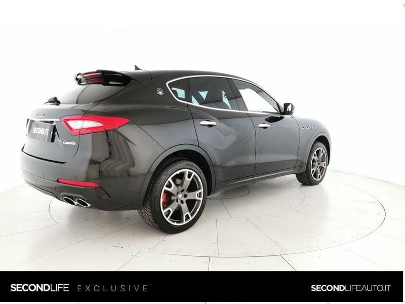 Maserati Levante 3.0 V6 430cv auto